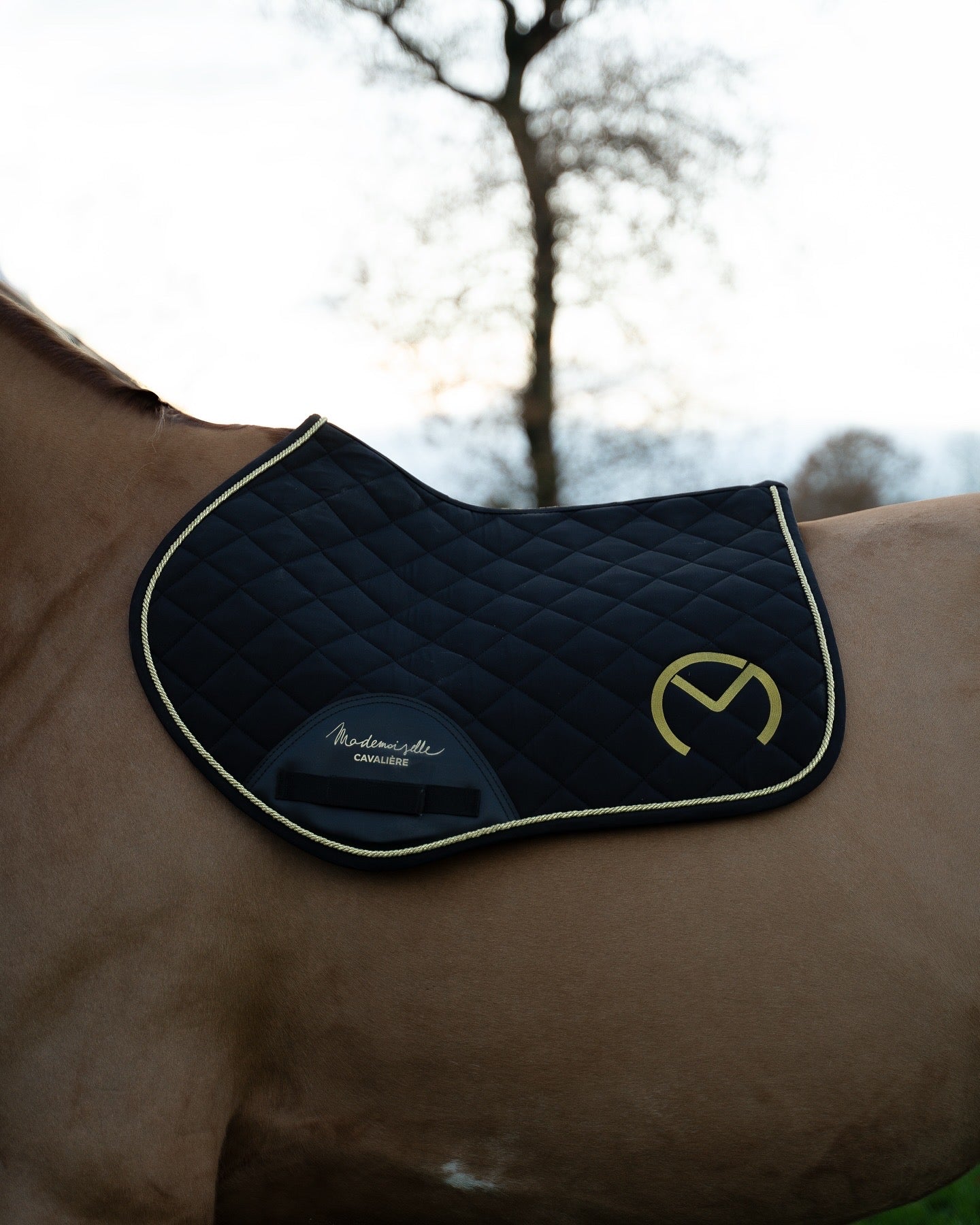 TAPIS MC « So Chic » BLACK/GOLD