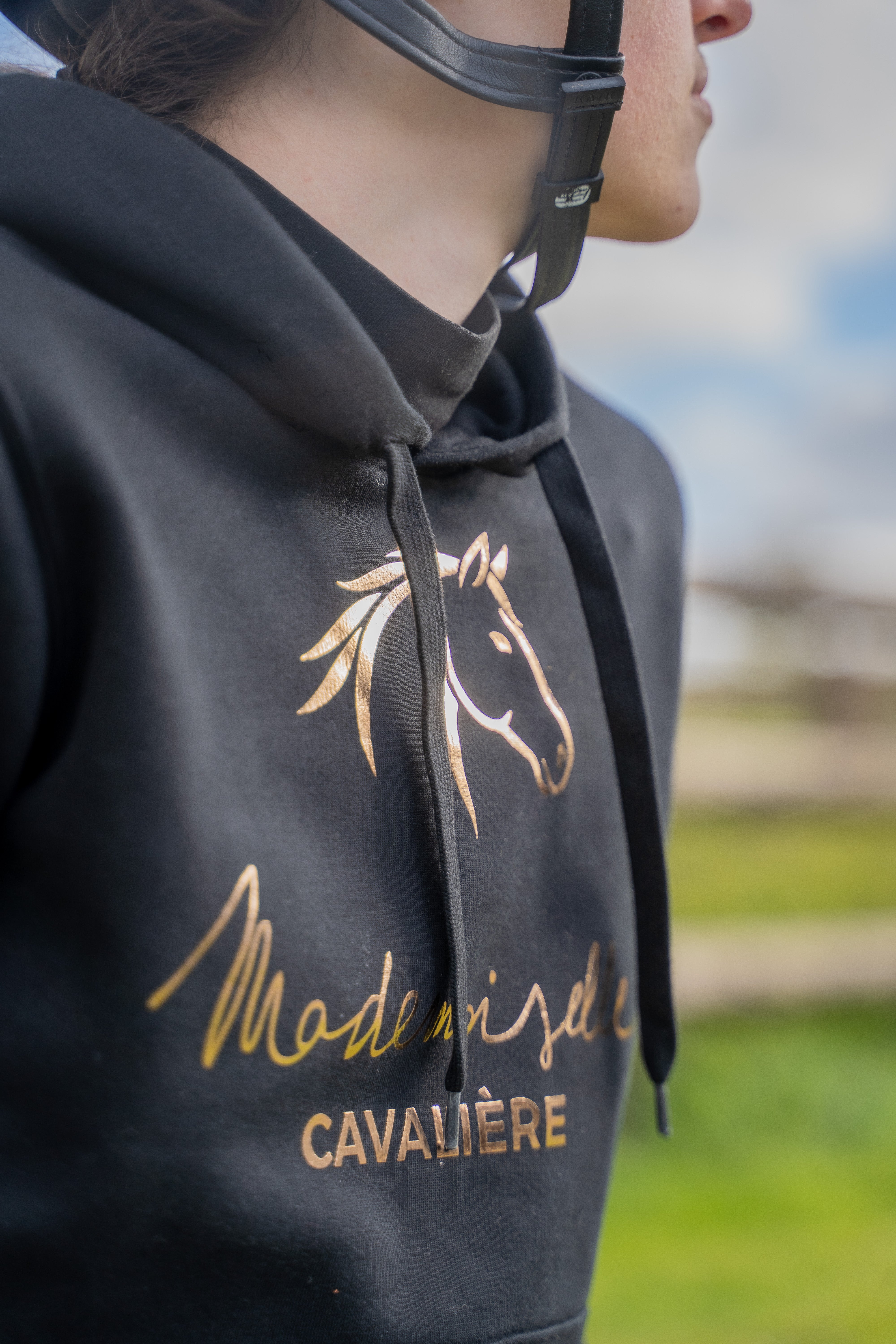 Sweat BLACK & GOLD HORSE