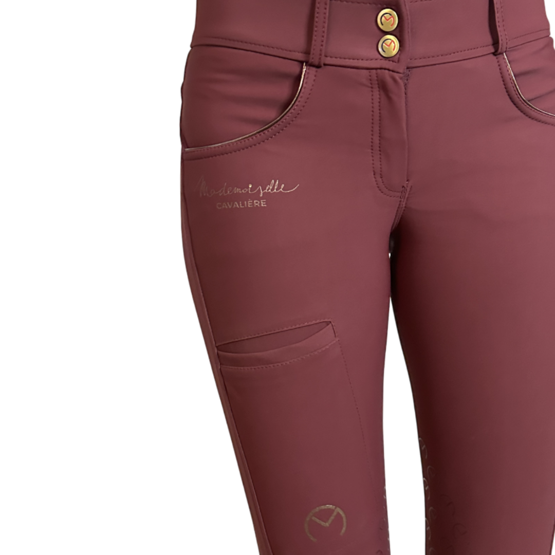 Pack PANTALON "So Chic" WINE & Chaussettes & Casquette