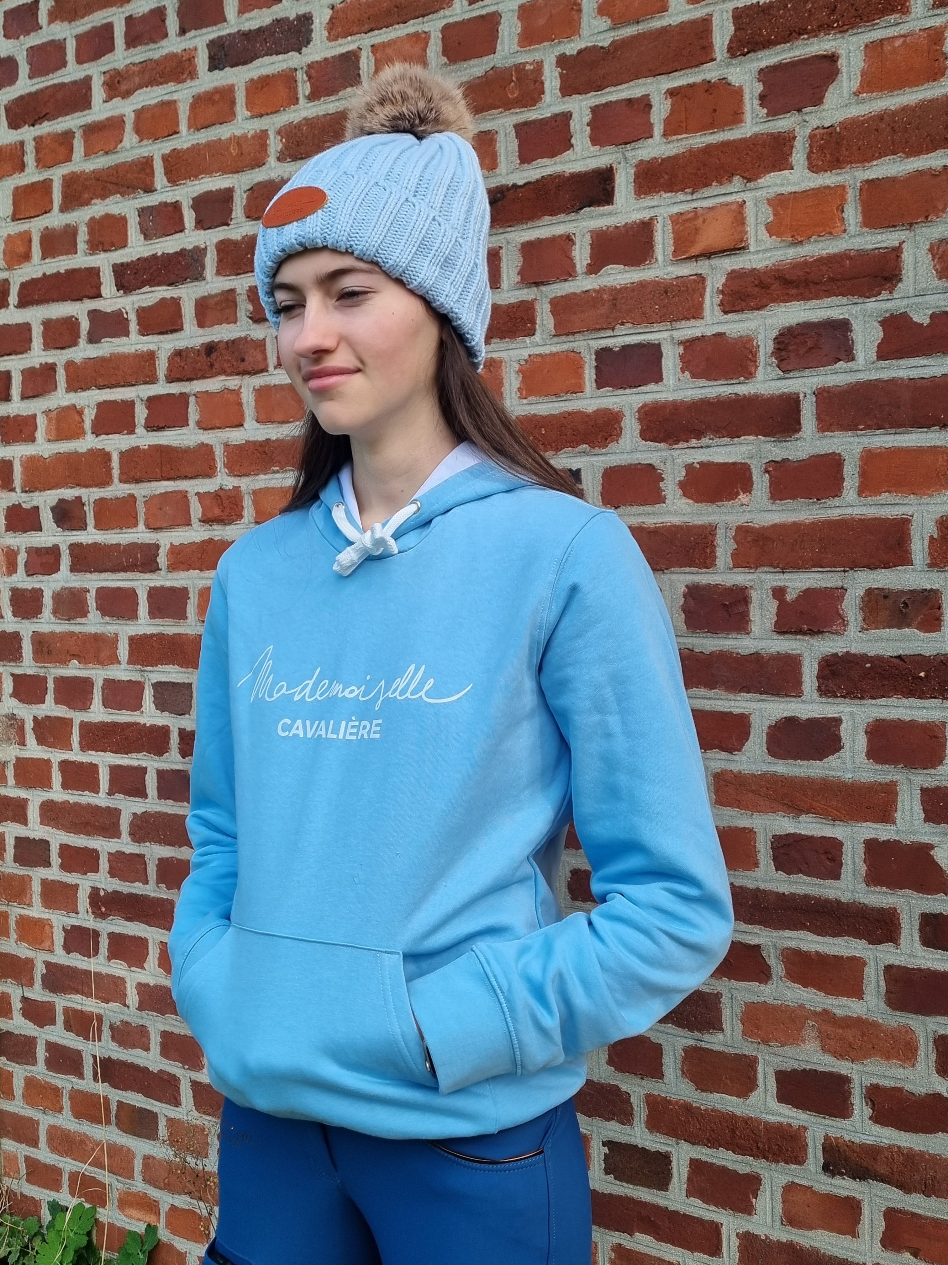 BONNET MADEMOISELLE BLEU CIEL