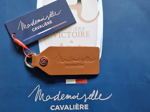 PORTE-CLES MADEMOISELLE CAMEL